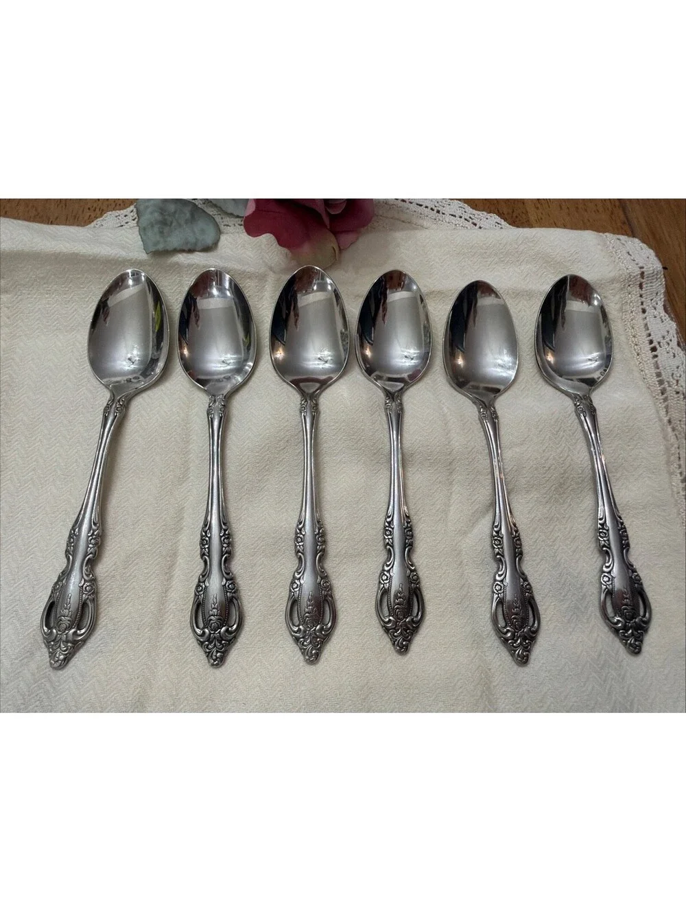 Oneida Community Michelangelo Silver plated  Teaspoons Set 6 Roses Cottage